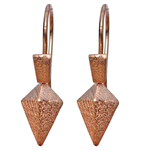 Miss Thibet, ørekrog med pyramide -  rosa fg sølv<br>